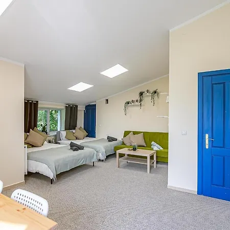 Apartament The House